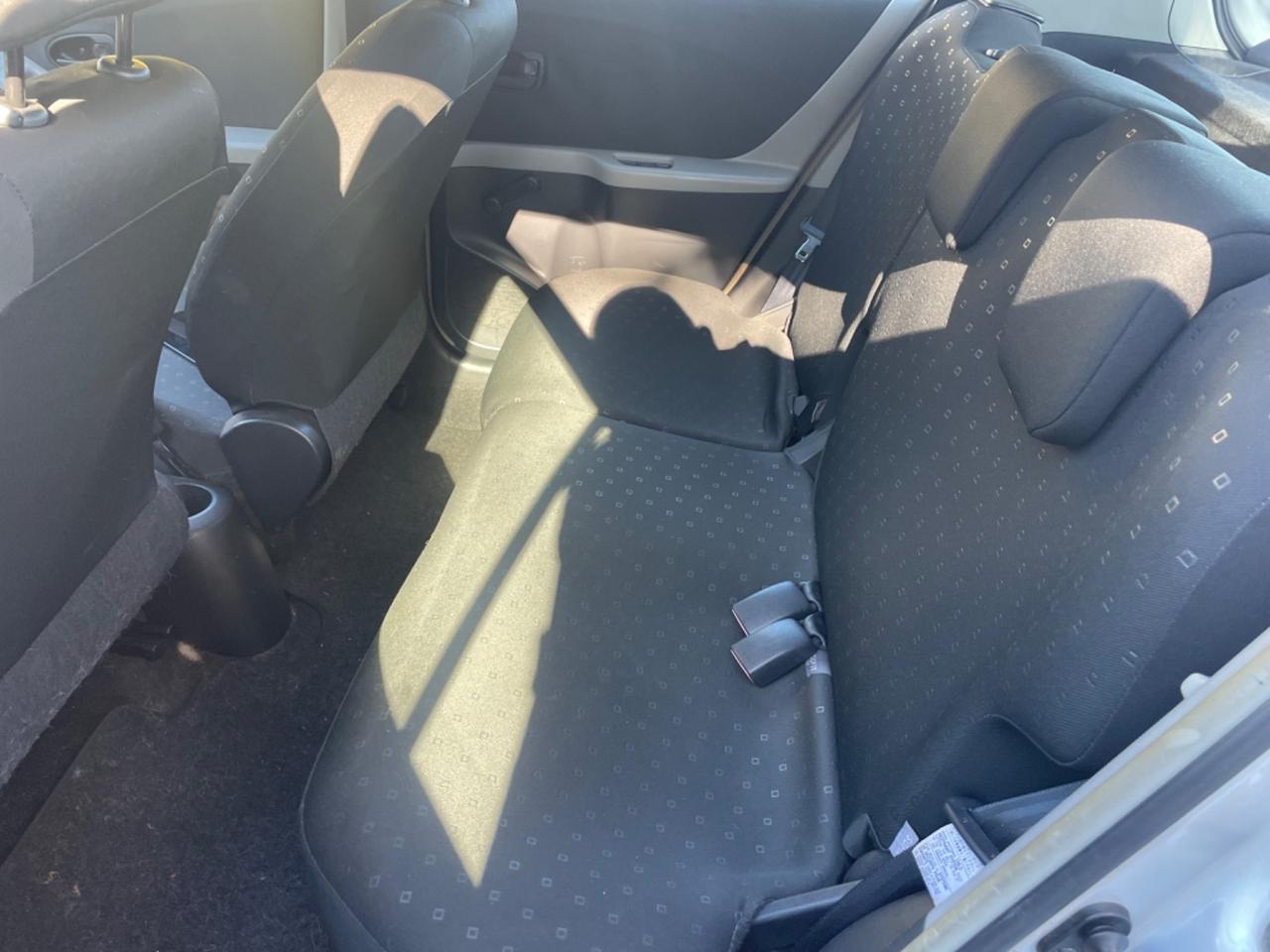 Toyota Yaris 1.0 5 porte