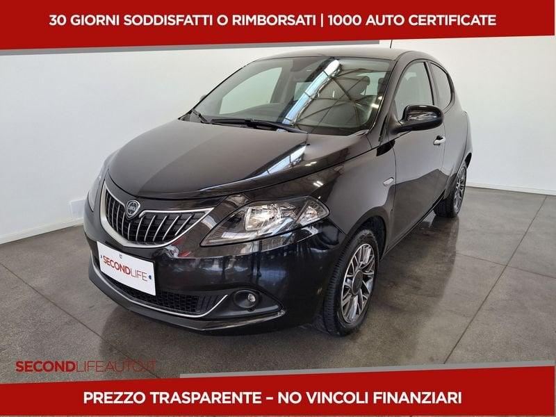 Lancia Ypsilon 1.0 firefly hybrid Gold Plus s&s 70cv 5p.ti