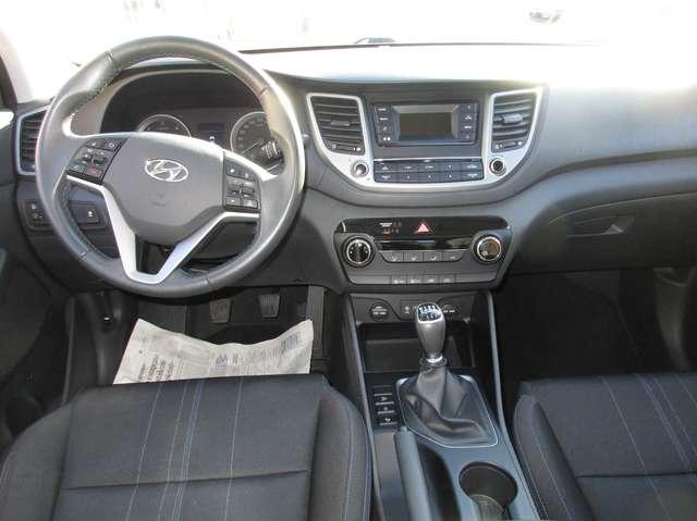 Hyundai TUCSON 1.7 crdi Xpossible 2wd 115cv FULL OPT GARANTITA