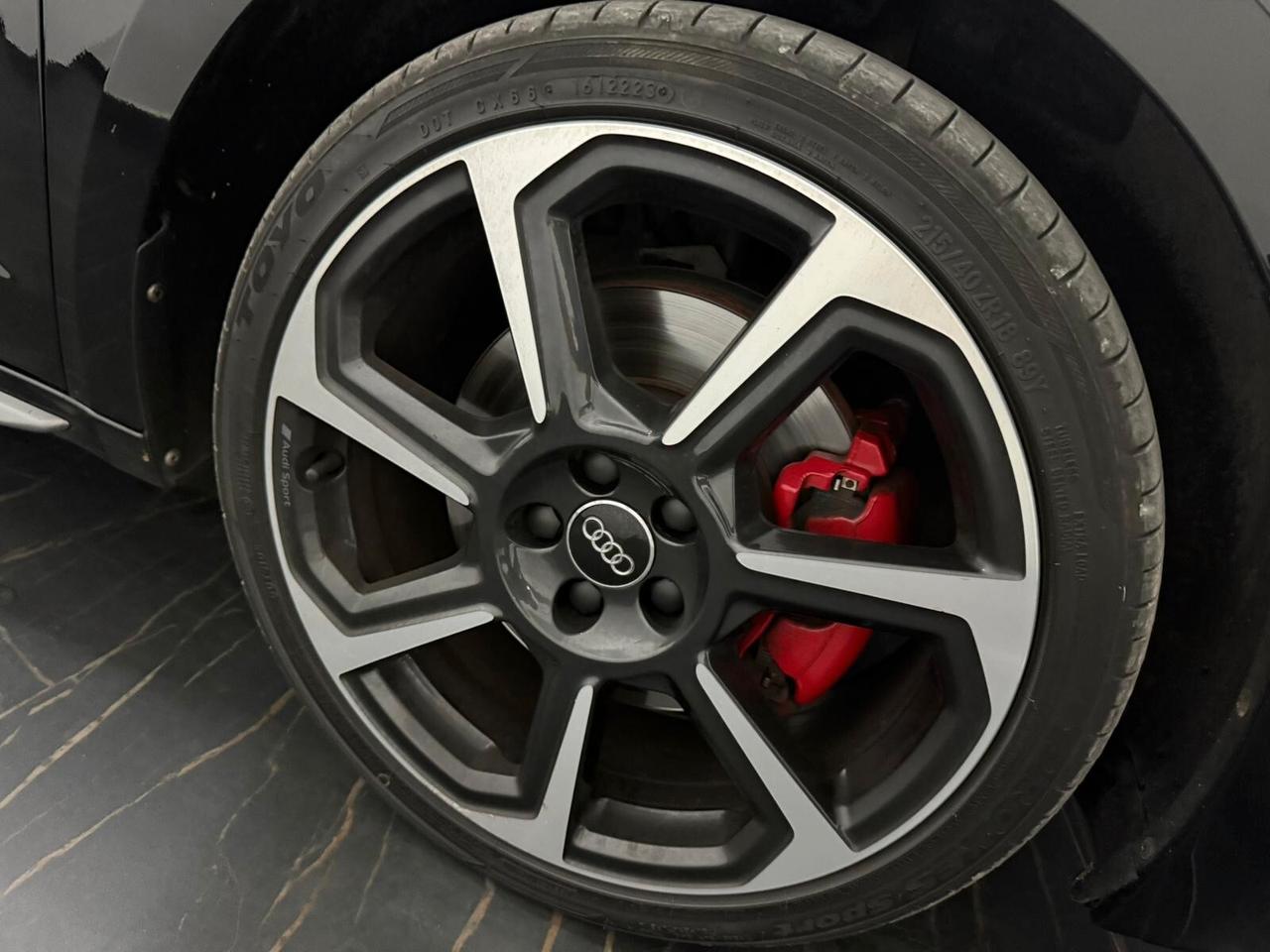 Audi A1 SPB 40 TFSI S tronic line edition