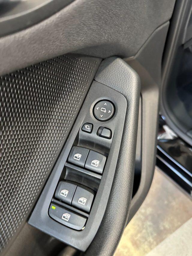 BMW 116 d 5p. Business Advantage Auto - 17"M - Carplay-IVA