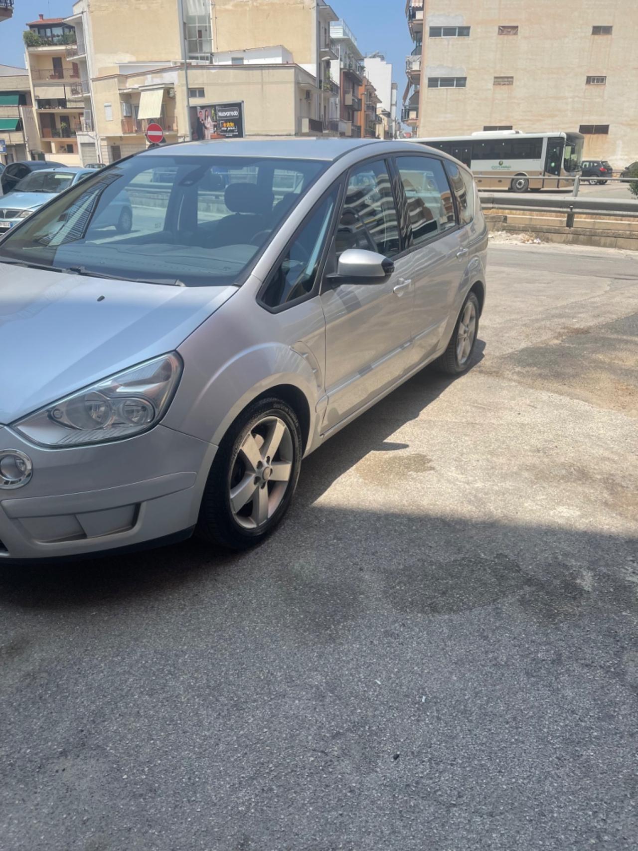 Ford S-Max 1.8 TDCi 125CV Titanium
