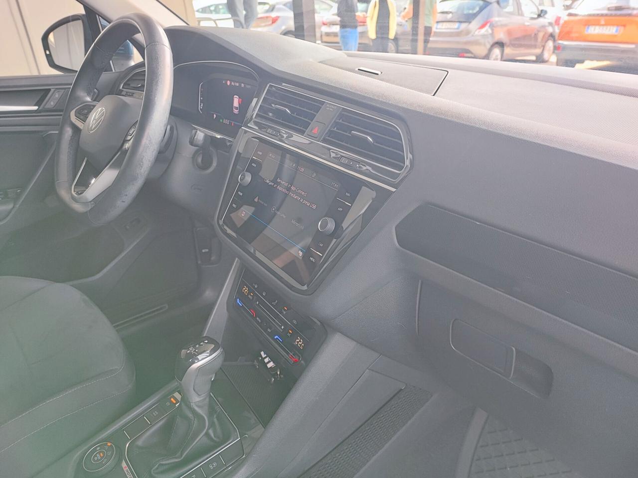 Volkswagen Tiguan 2.0 TDI 150 CV SCR DSG 4MOTION Elegance