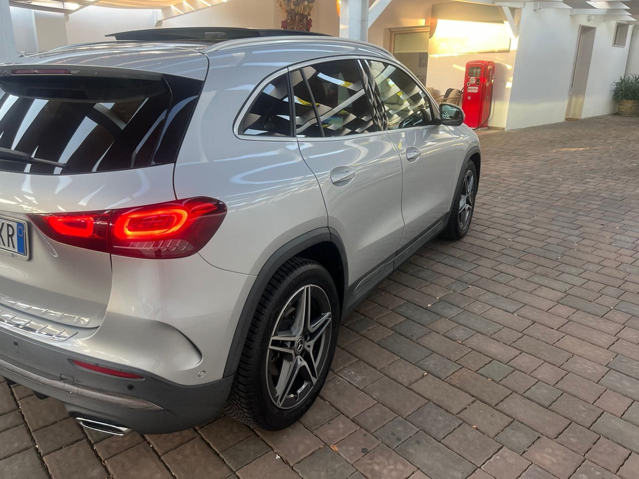 Mercedes-benz GLA 200 d Automatic Premium