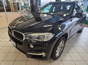 Bmw X5 xDrive25d Business AUT 231CV