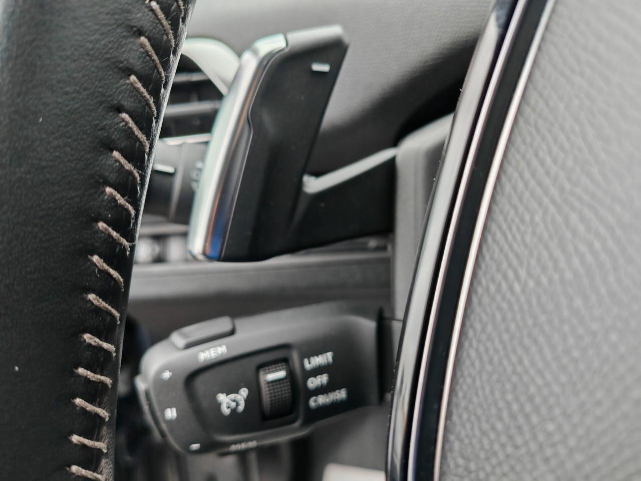 Peugeot 3008 1.5BlueHDi navig led cruise 2021