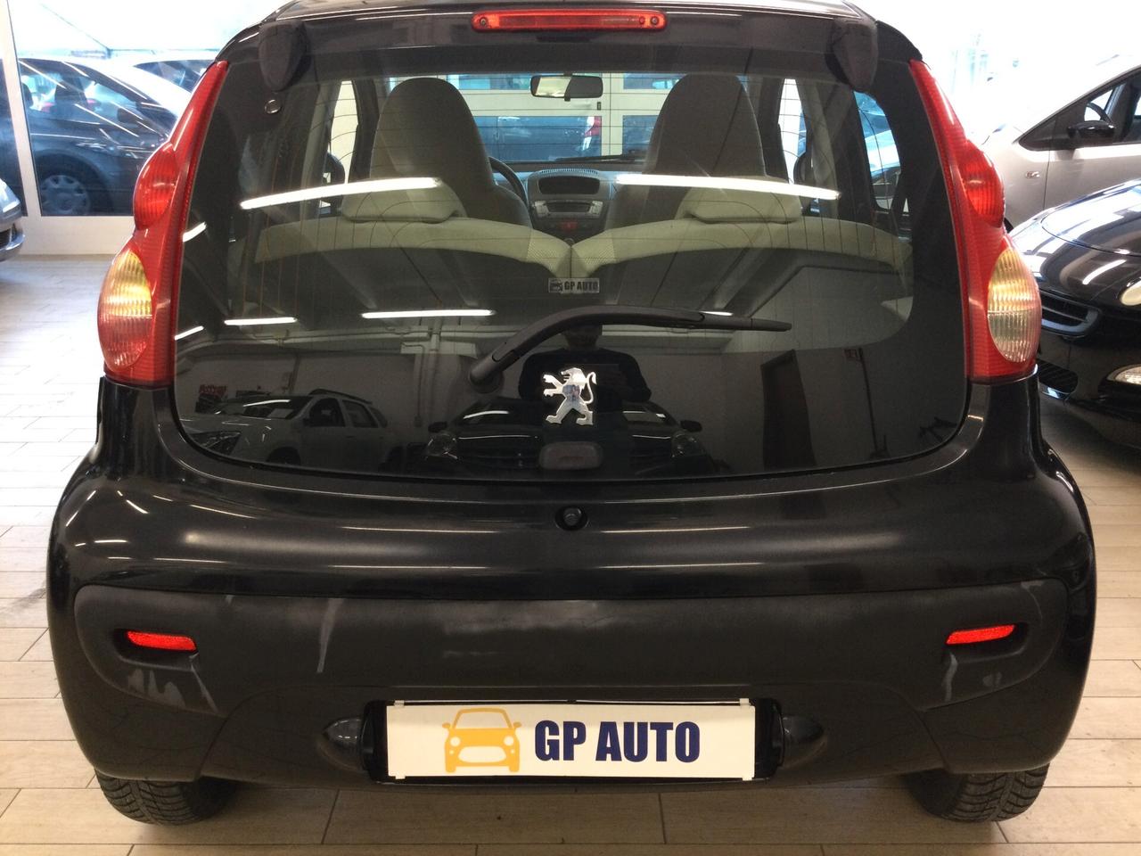 Peugeot 107 1.0 68CV 5p. Sweet Years