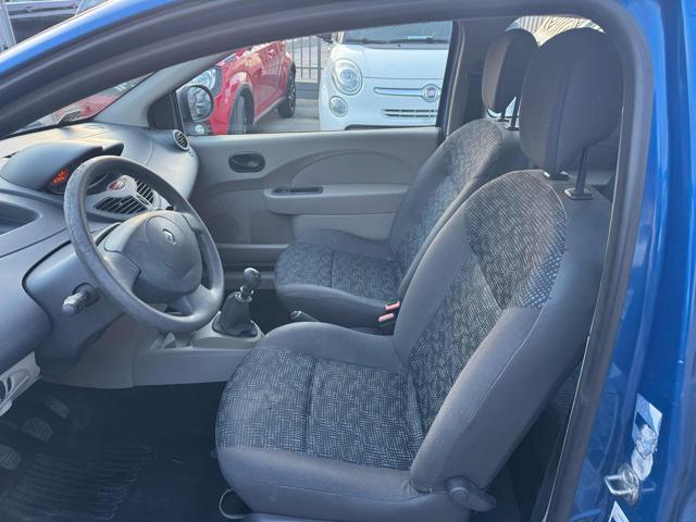 RENAULT Twingo 1.2 8V