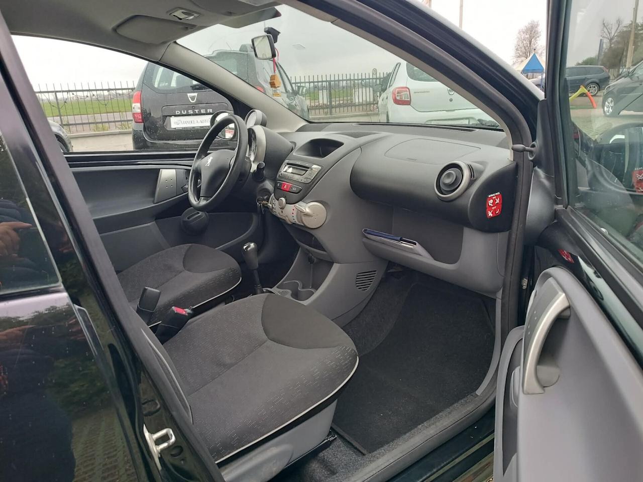 Peugeot 107 1.0 68CV 5p. Sweet Years