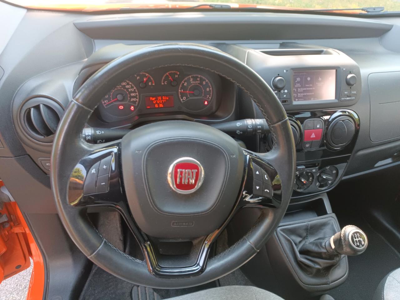 Fiat Qubo 1.4 8V 77 CV Traking Natural Power