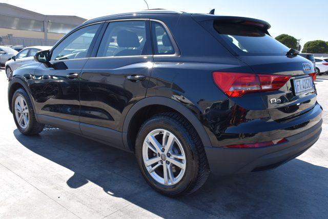 AUDI Q3 40 TDI quattro S tronic Business *TETTUCCIO*