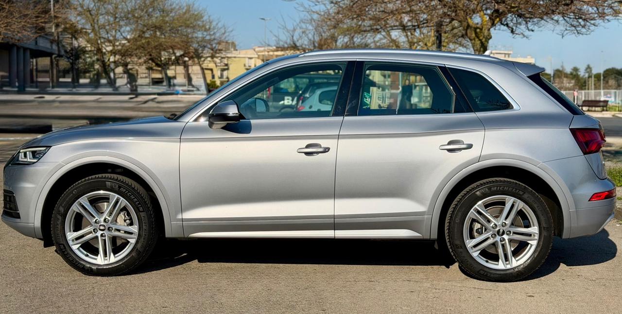 Audi Q5 40 2.0 Tdi quattro mhev 204CV S line