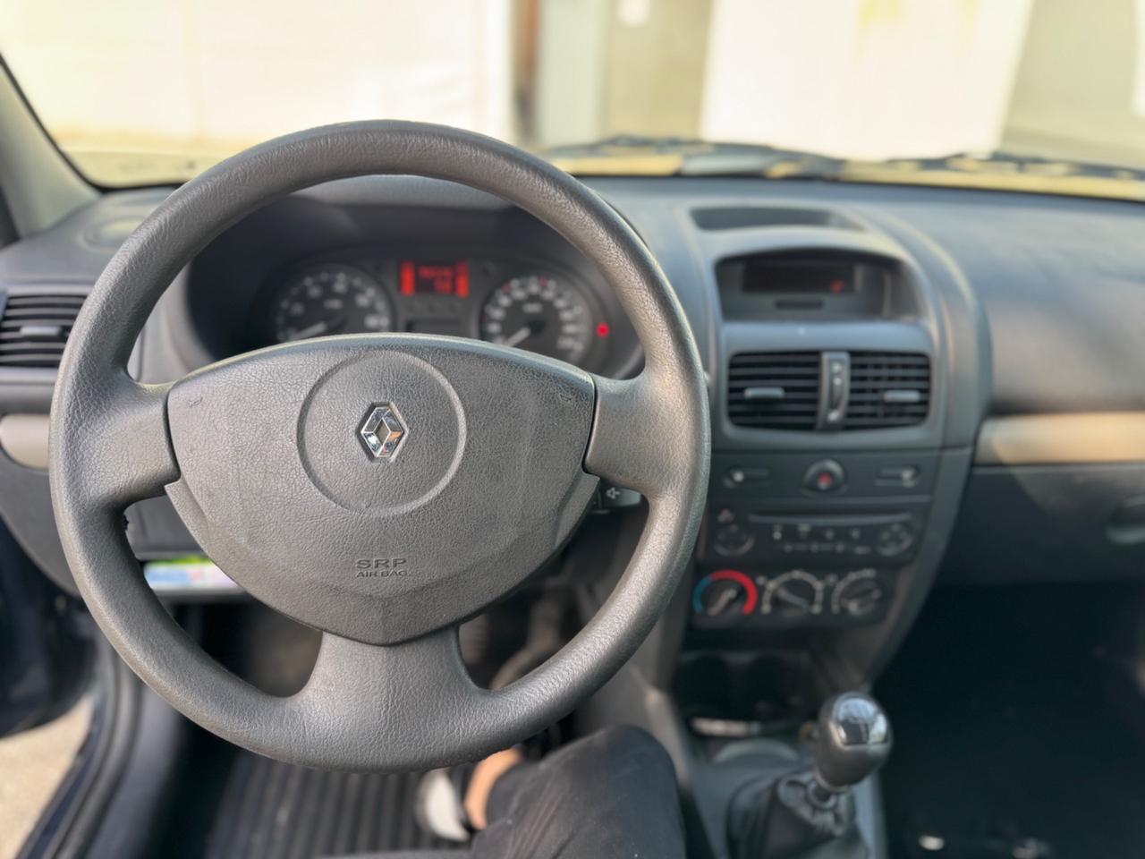RENAULT CLIO 1.2 BENZINA 5.P SOLI 96.000 KM GARANZIA 12 MESI