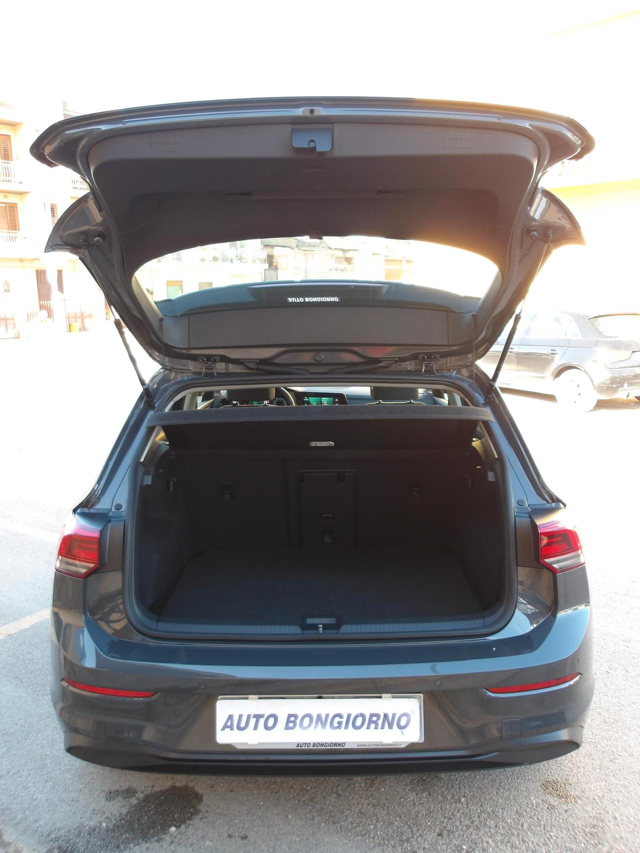 Volkswagen GOLF 1.0 etsi evo life 110cv dsg