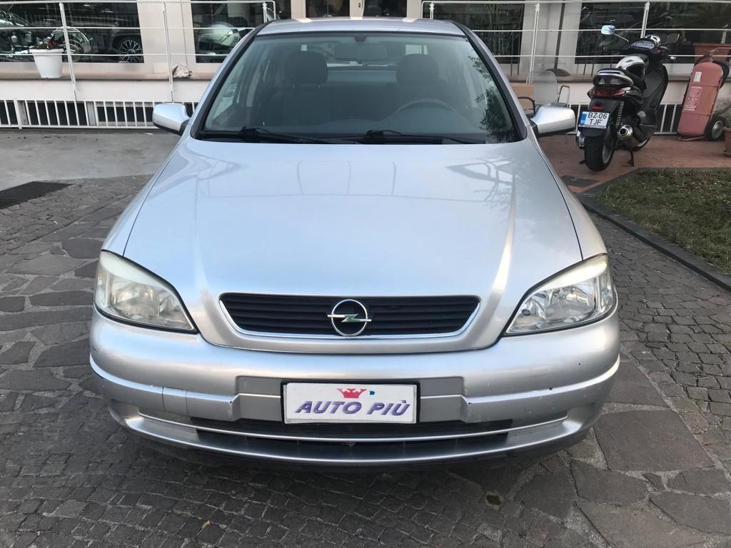 Opel Astra 1.4i 16V cat 5 porte Club
