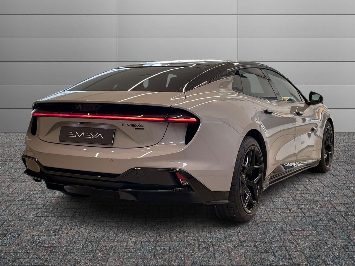 LOTUS EMEYA 600 GT SE