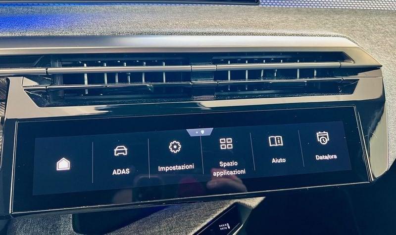 Peugeot e-3008 210cv 73 kWh GT