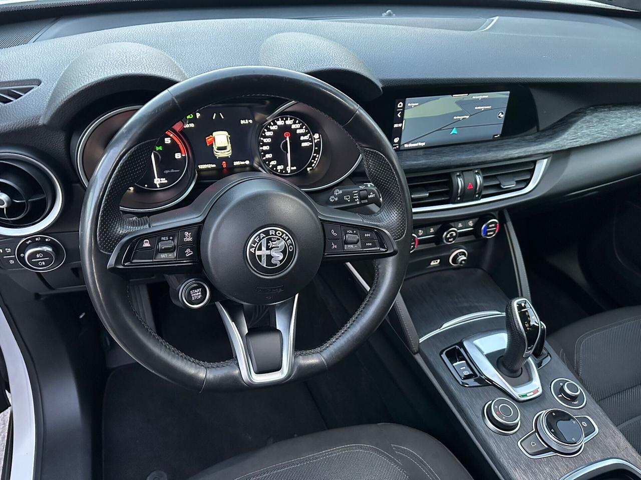 Alfa Romeo Stelvio 2.0.2.0