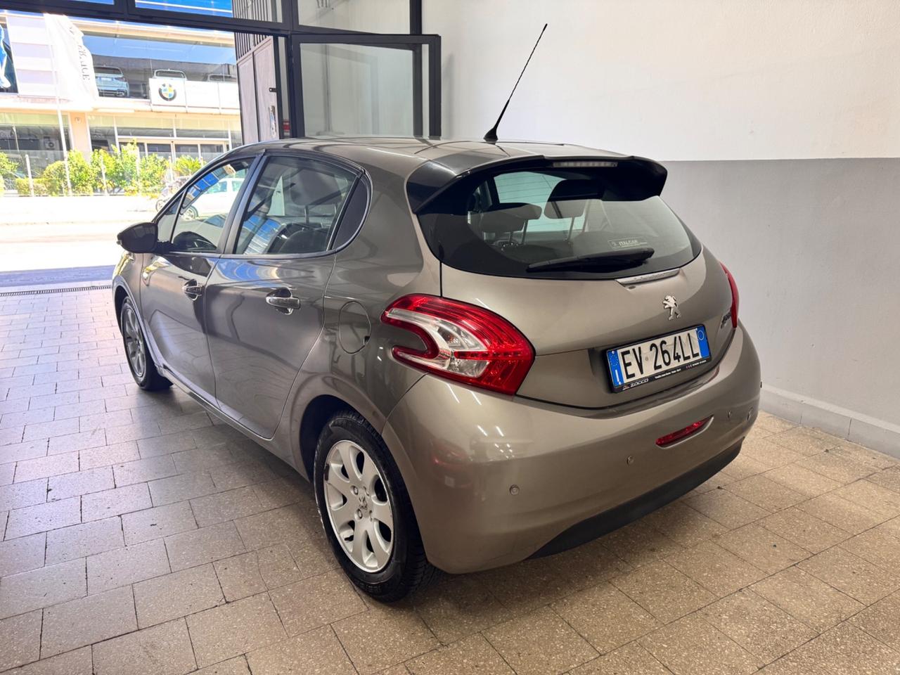 Peugeot 208 1.2 82 Cv S&S 5P. Allure 70.000 KM