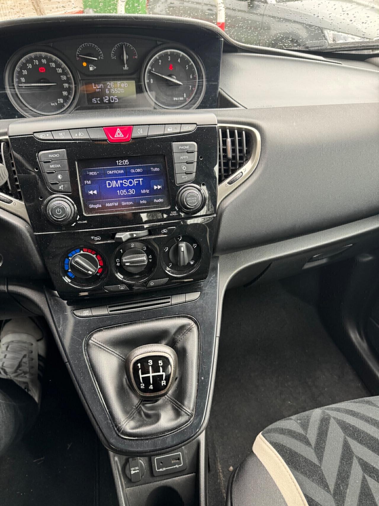 Lancia Ypsilon 1.2 benzina - POCHI KM -2018