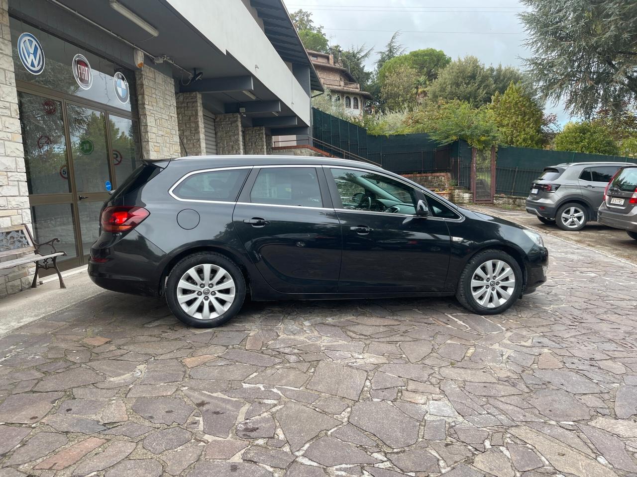 Opel Astra 1.7 CDTI 125CV Sports Tourer Cosmo NEO PATENTATO