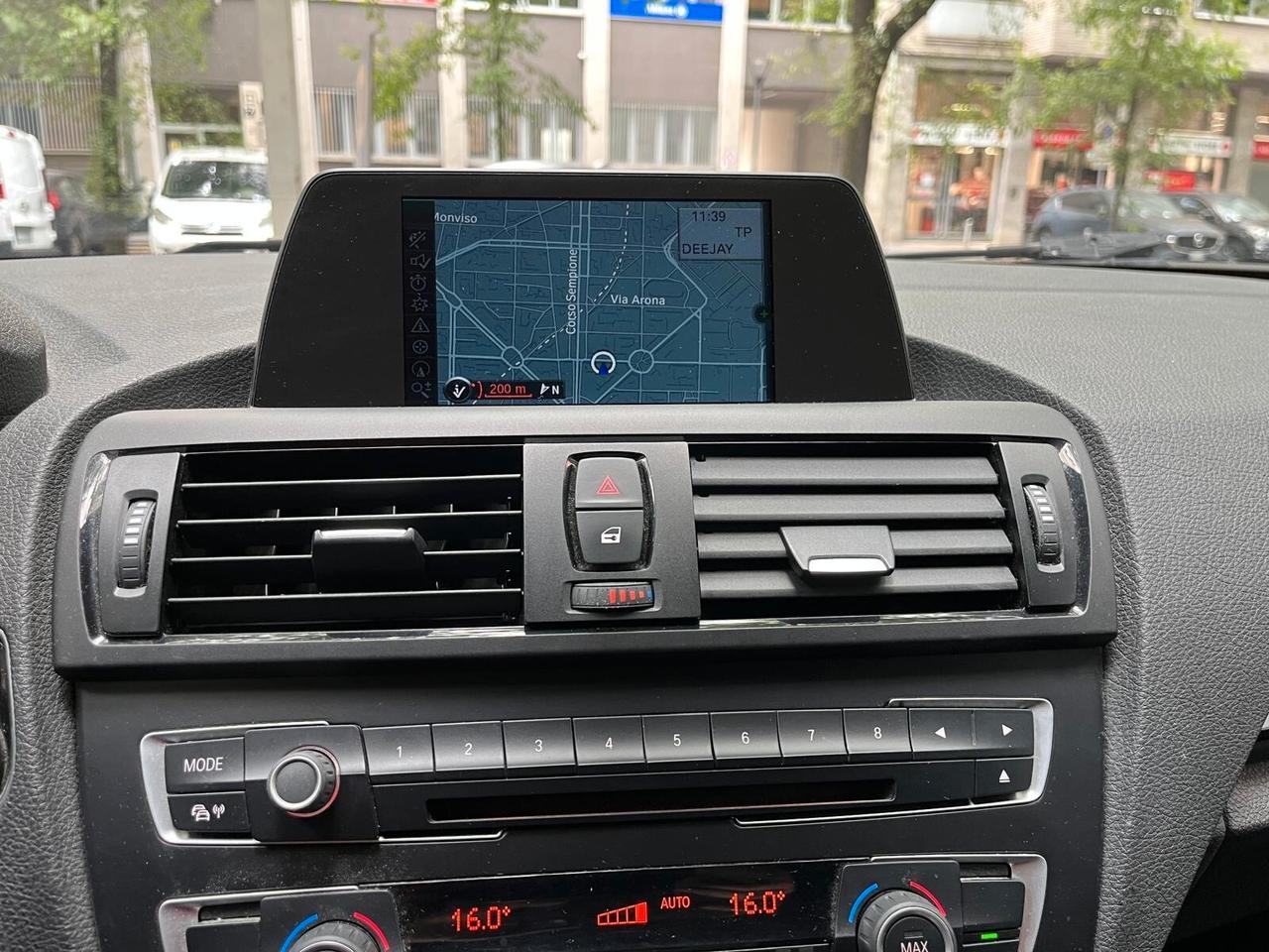 Bmw 118 116d 5p. Sport