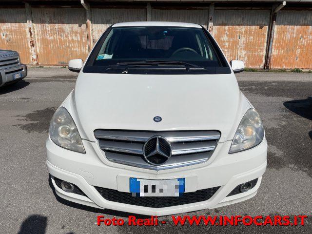 MERCEDES-BENZ B 180 CDI Executive