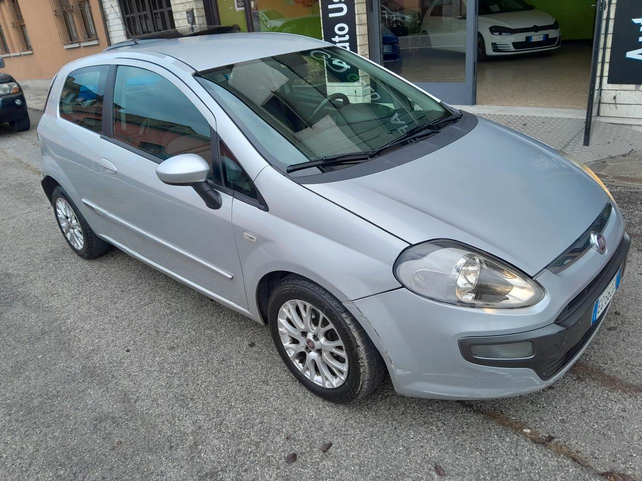 Fiat Punto Evo mjt euro 5 neopatentati