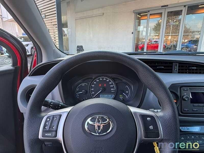 Toyota Yaris 1.5 hybrid Cool