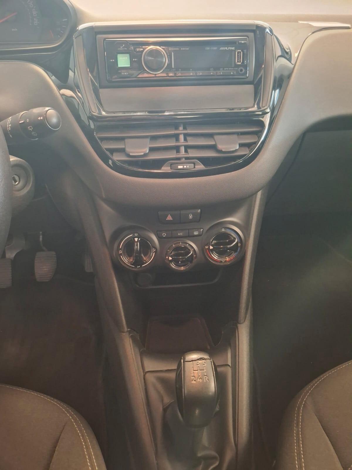 Peugeot 208 1.2 VTi 82 CV 5 porte Allure