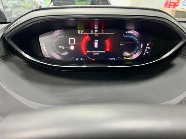PEUGEOT 3008 Hybrid 136 e-DCS 6 Allure Pack Hybrid!