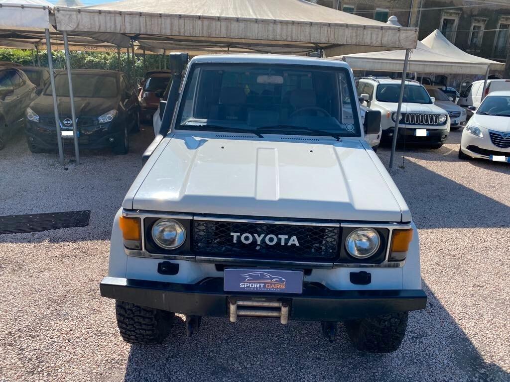 Toyota Land Cruiser II 2.4 turbodiesel LJ70 VX