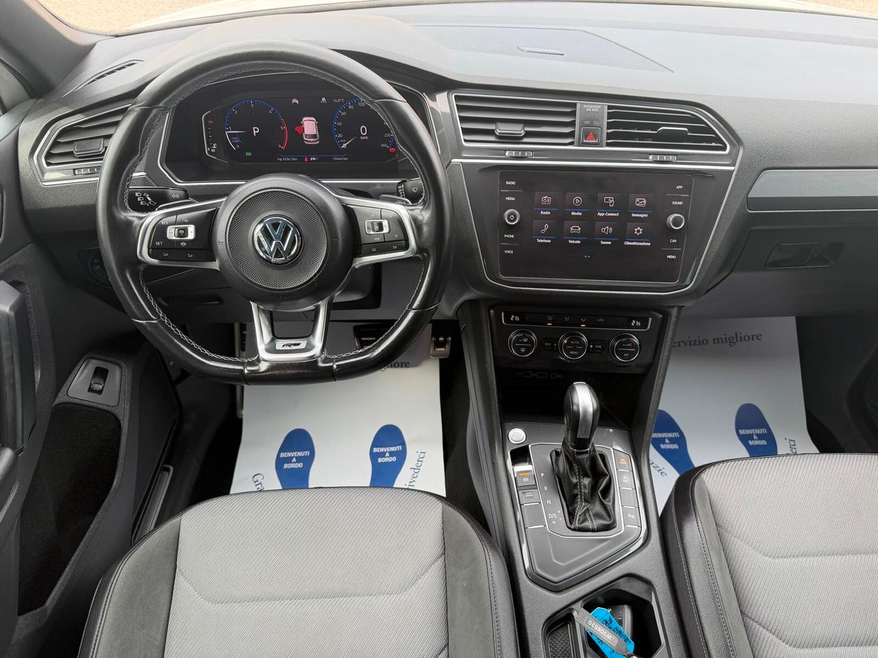 Volkswagen Tiguan 2.0 TDI SCR DSG R-LINE Pack interno ed esterno