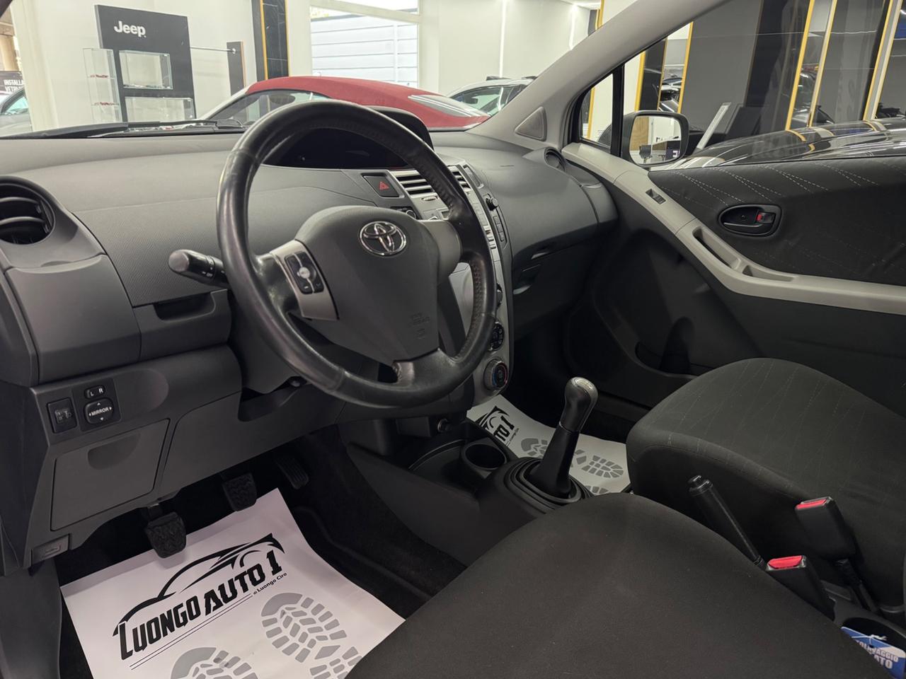 Toyota Yaris 1.0 Full Opt