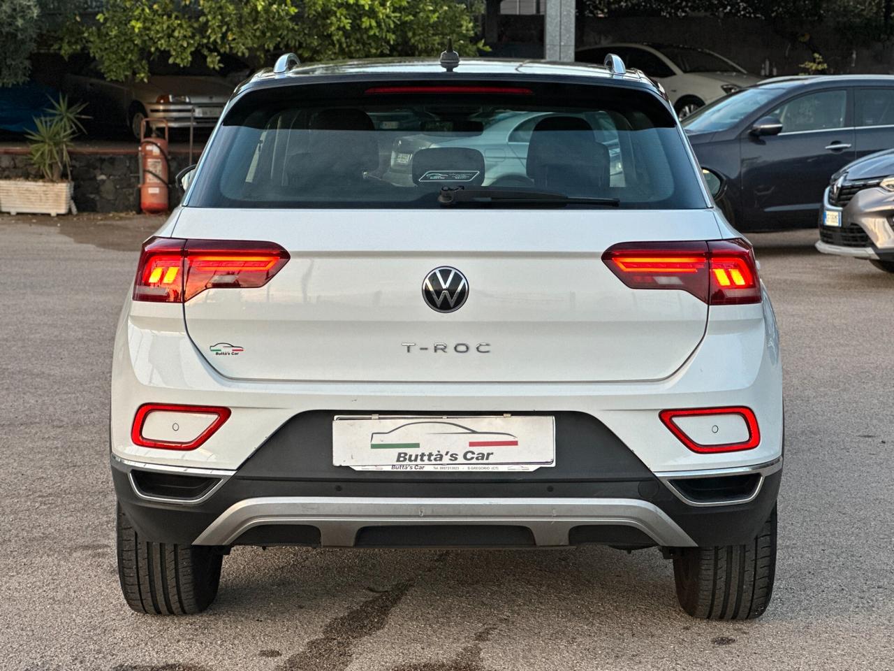 Volkswagen T-Roc 1.0 TSI R-Line PARI AL NUOVO