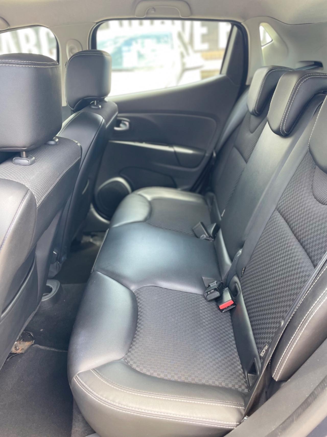 Renault Clio dCi 8V 90 CV 5 porte Moschino Intens