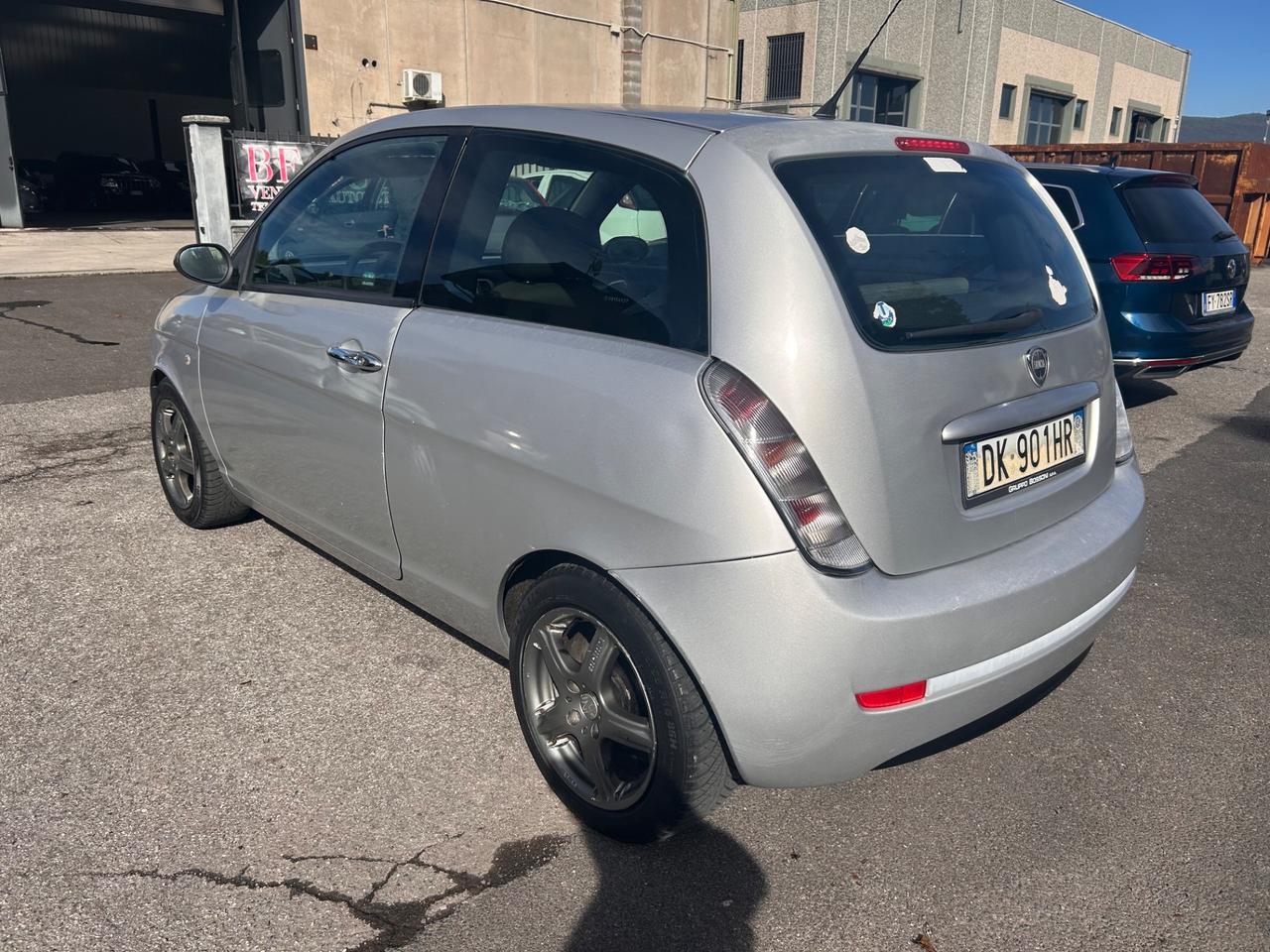 Lancia Ypsilon 1200 benzina