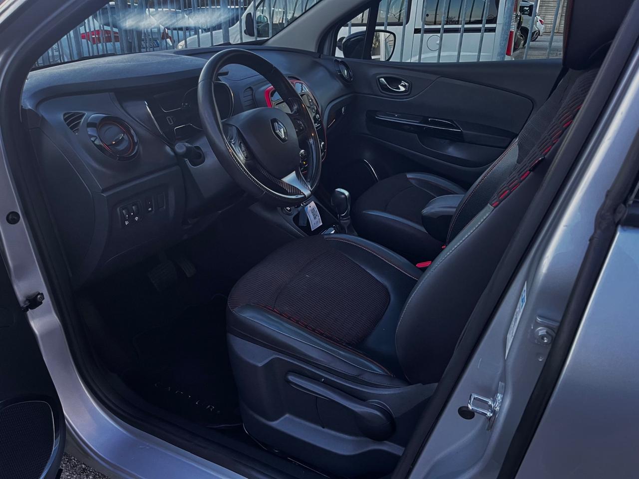 Renault Captur dCi 90 CV Hypnotic AUTOMATICA OK NEOPATENTI