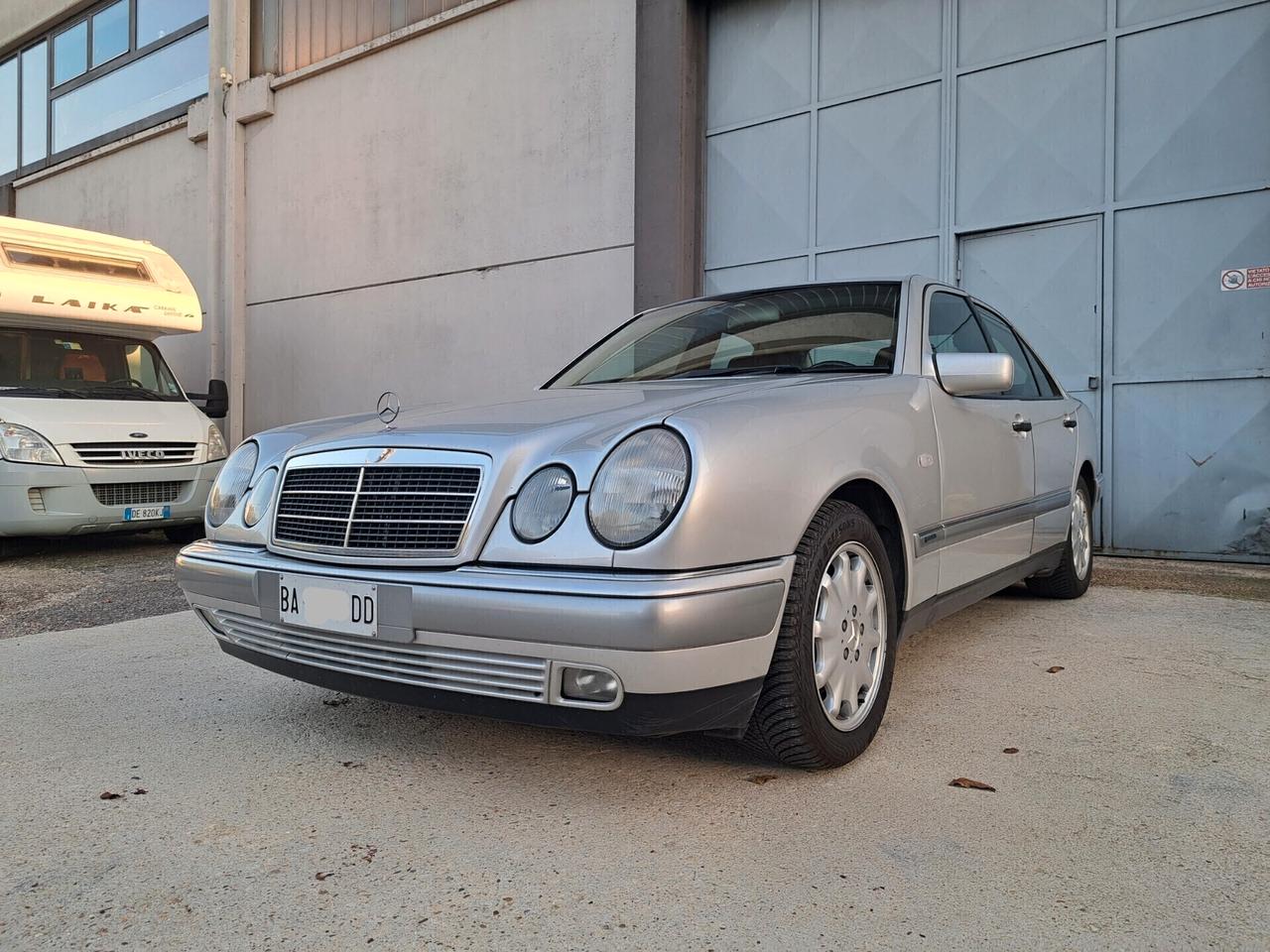 Mercedes-benz E 200 kompressor W210 186 cv