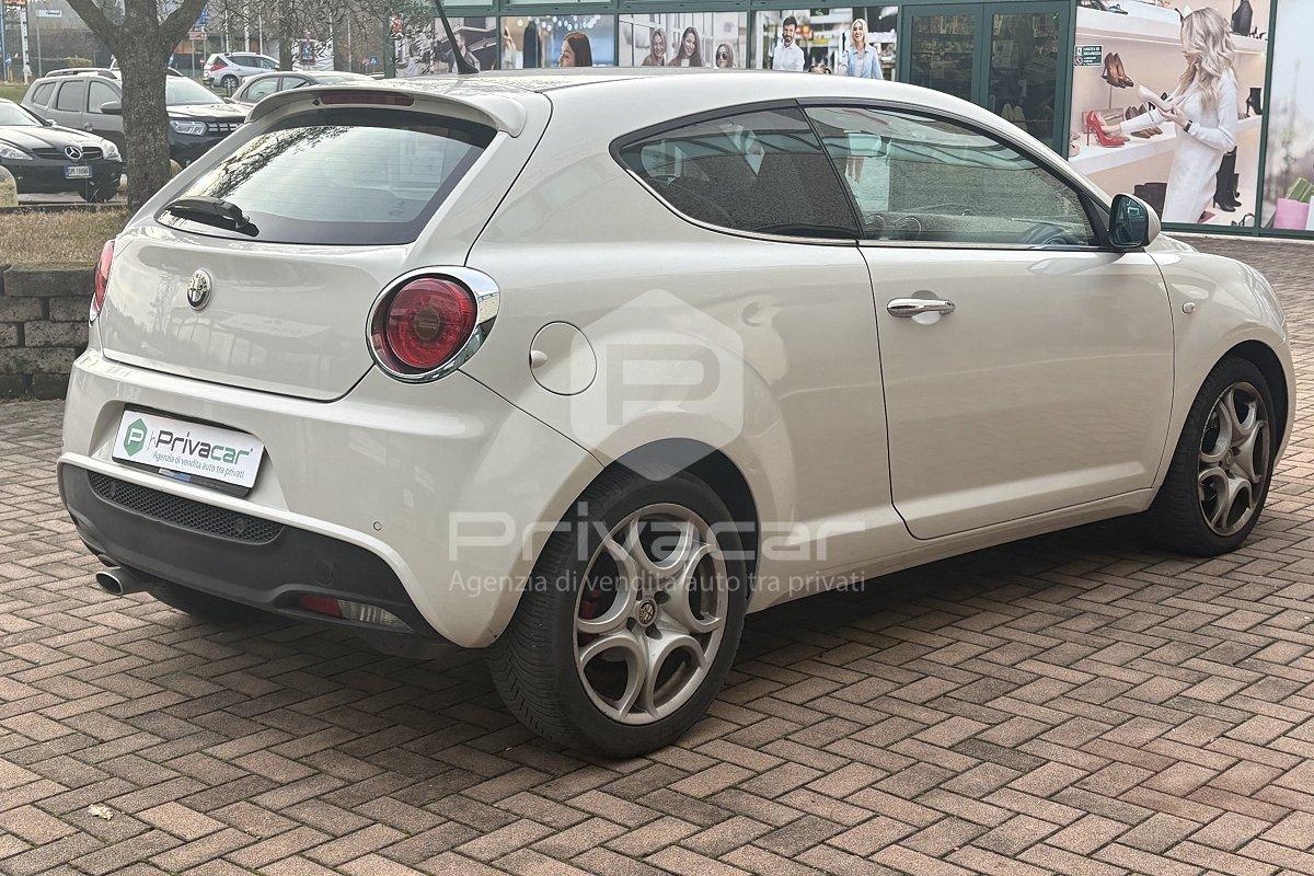 ALFA ROMEO MiTo 1.6 JTDm 16V Distinctive Sport Pack