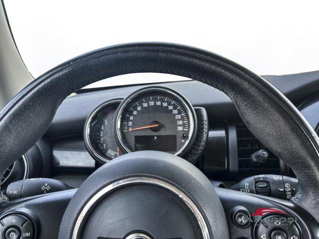 MINI Cooper D 5 porte 1.5 Hype Auto