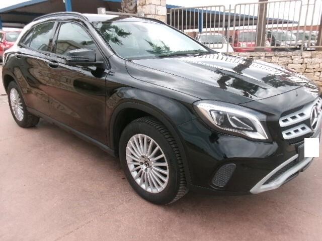 Mercedes-benz GLA 200 d Automatic Premium