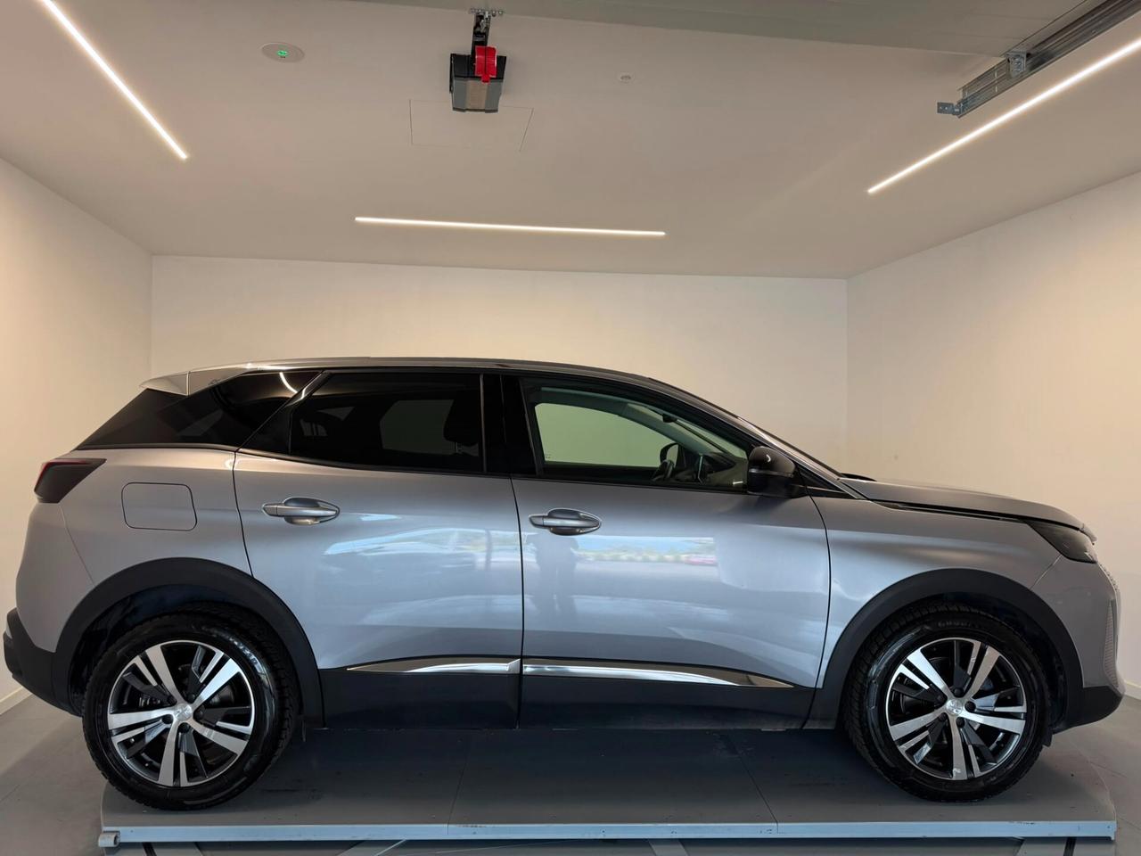 Peugeot 3008 BlueHDi 130 S&S EAT8 Allure