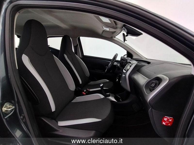 Toyota Aygo 1.0 VVT-i 69 CV 5 porte x-cool TSS