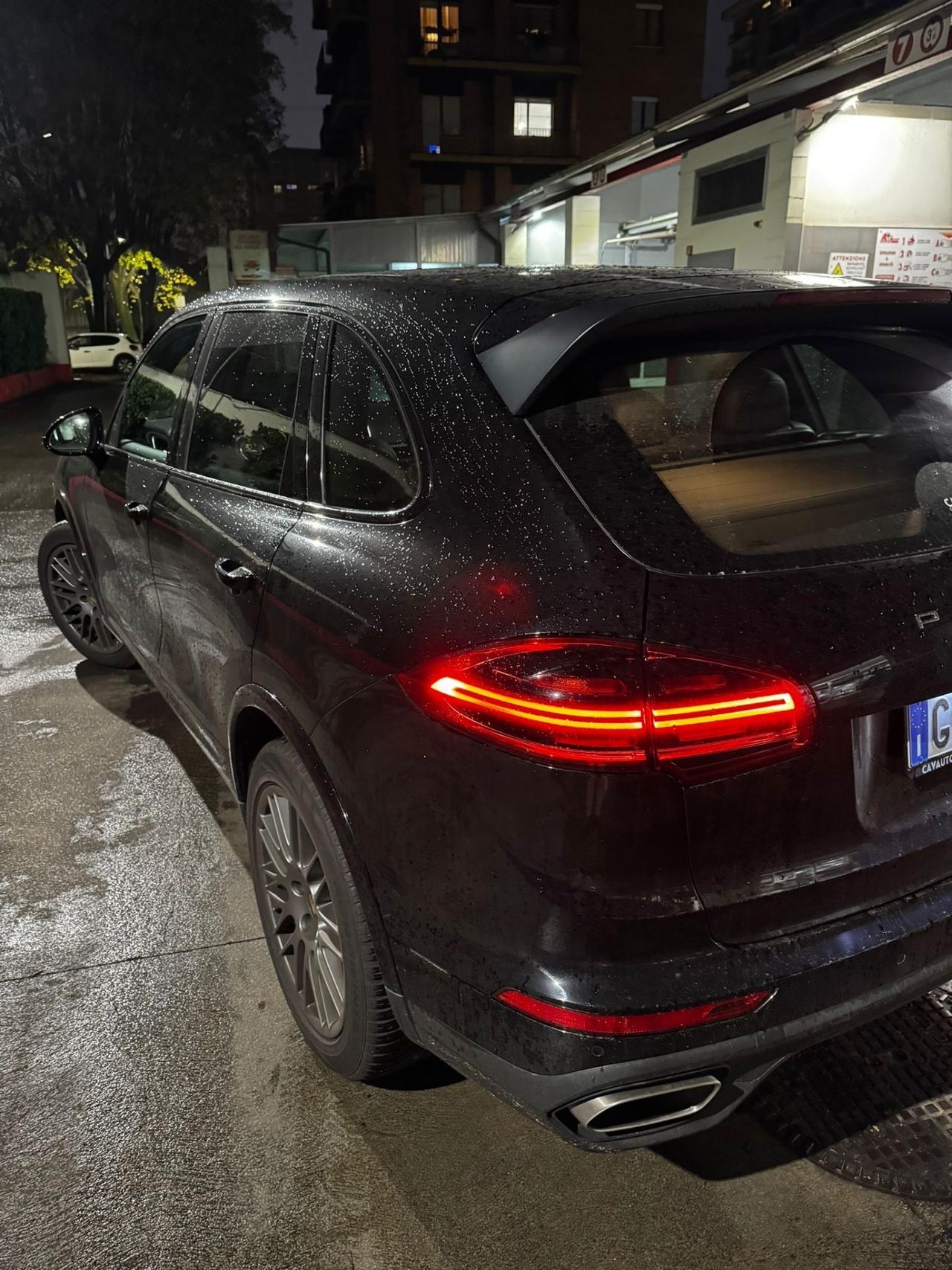 Porsche Cayenne 3.0 Diesel Platinum Edition