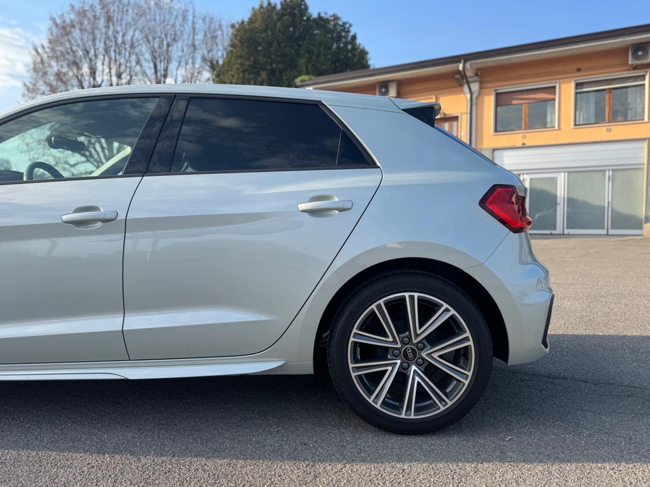 Audi A1 sportback 25 1.0 tfsi S-Line admired advanced s-tronic