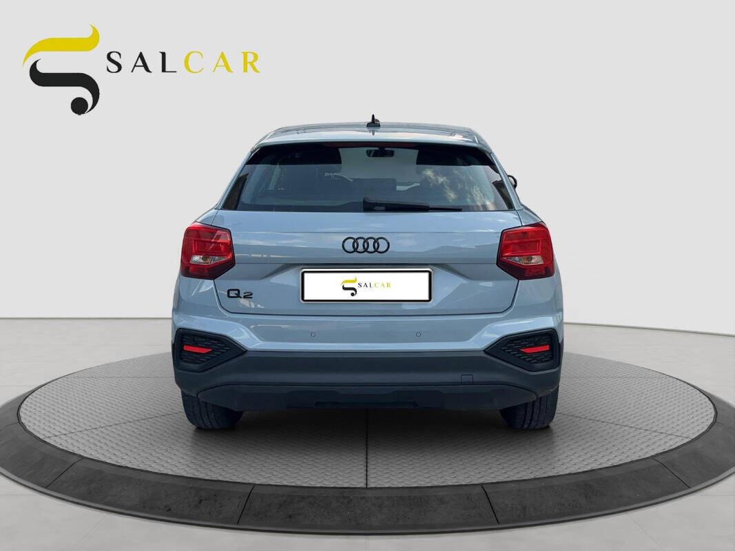Audi Q2 30 tdi 2.0 116cv s-tronic Identity Black automatica 2021
