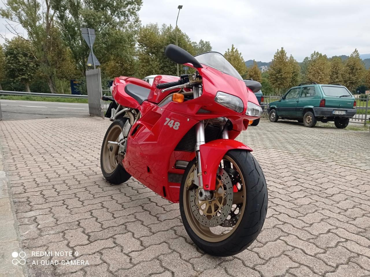 Ducati 748