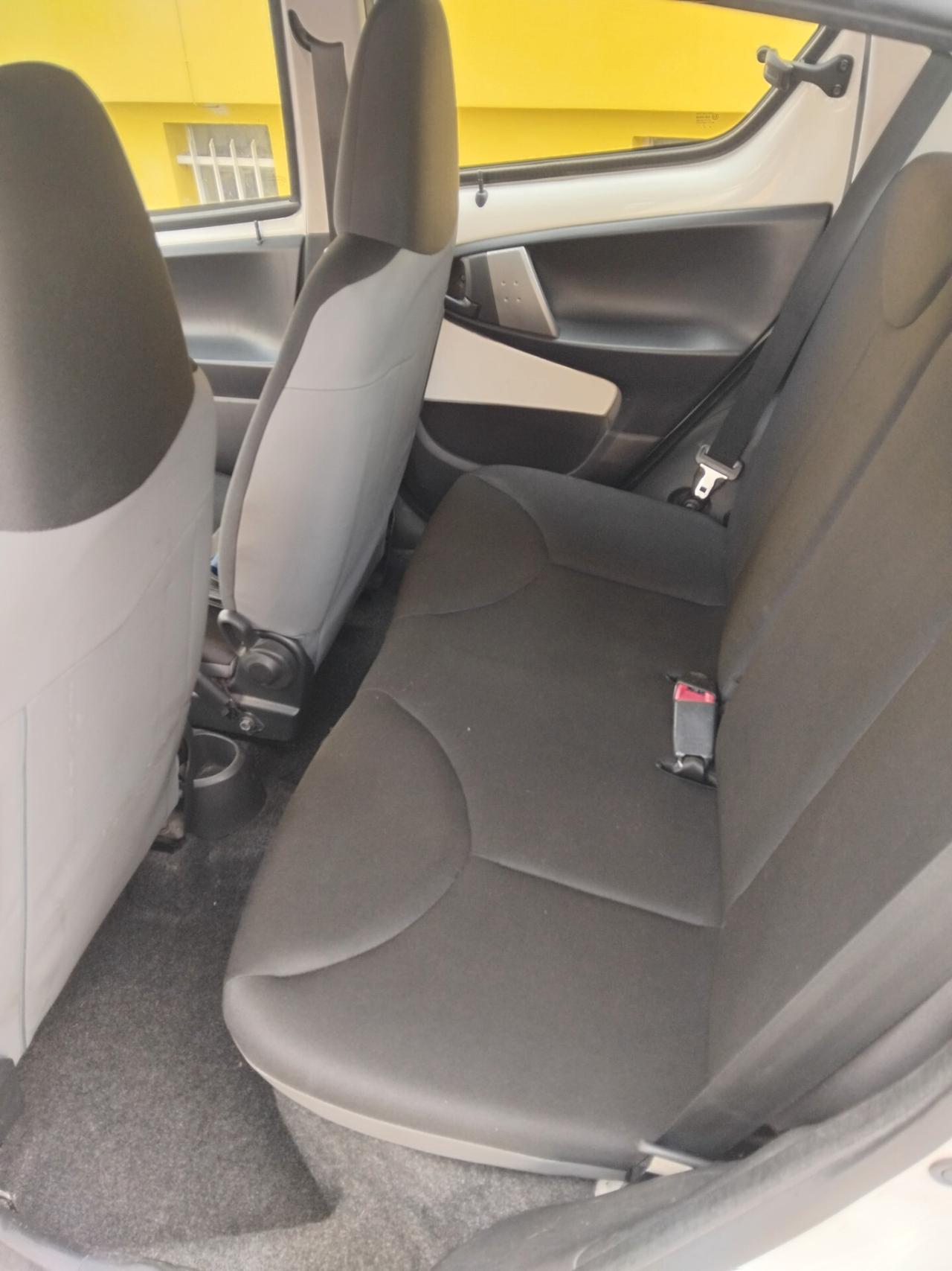 Toyota Aygo 1.0 12V VVT-i 5 porte Active Connect