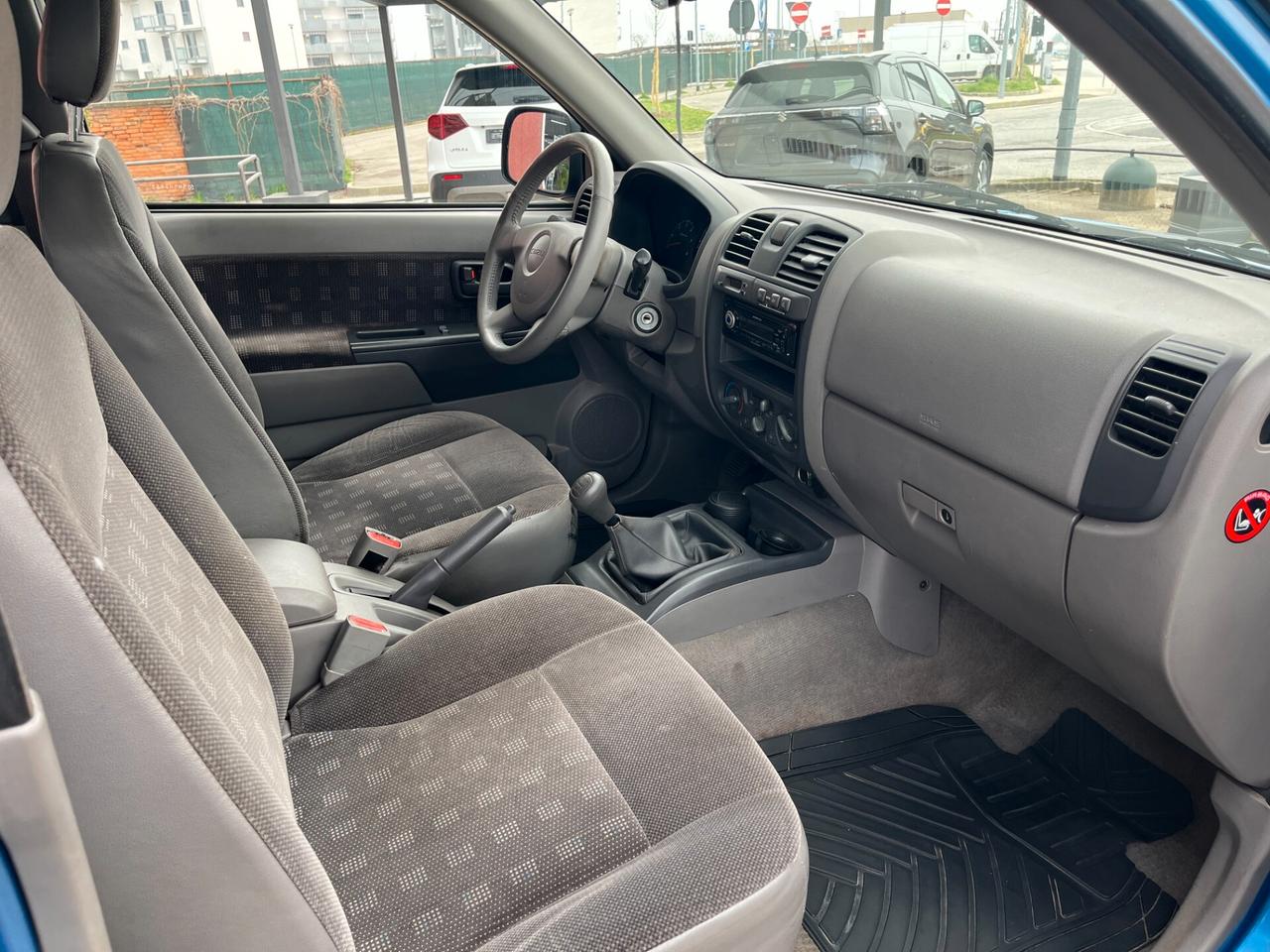 Isuzu D-Max 3.0 TD 4WD Pick-up - 115.000KM